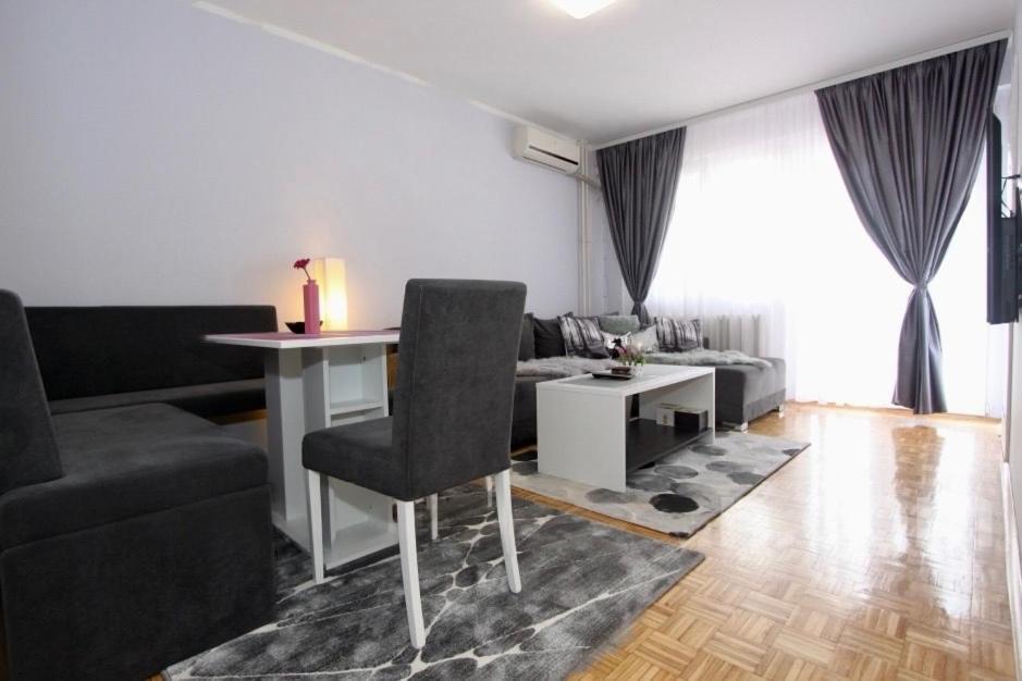 Cezar Apartment Βελιγράδι Εξωτερικό φωτογραφία